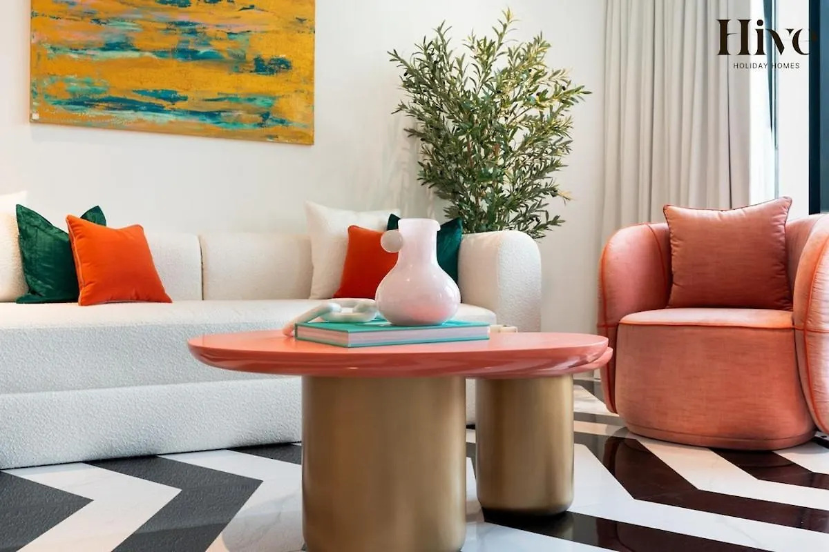 Luxury 1 Bed Apartment With Burj Khalifa Views Dubai
